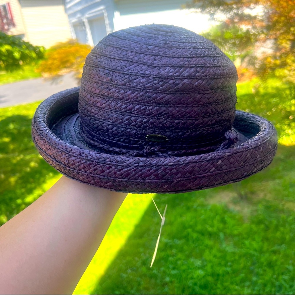 LIZ Claiborne Purple Straw Weaved Hat comfort Band Feature Made in China NWT - Picture 8 of 12